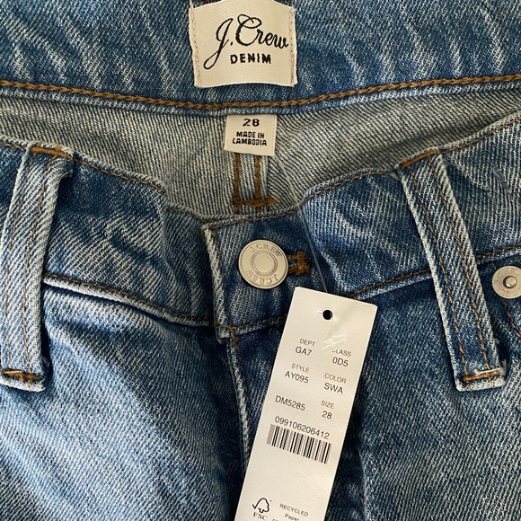 JCREW  9" demi-boot crop jean - Picture 4 of 5